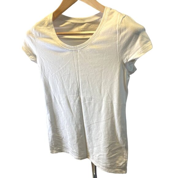 No Boundaries White Short Sleeve Scoop Neck Juniors Top SZ Medium - Picture 3 of 7